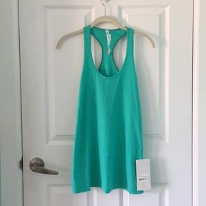 🍋🍋NWT LULULEMON TANK TOP🍋🍋